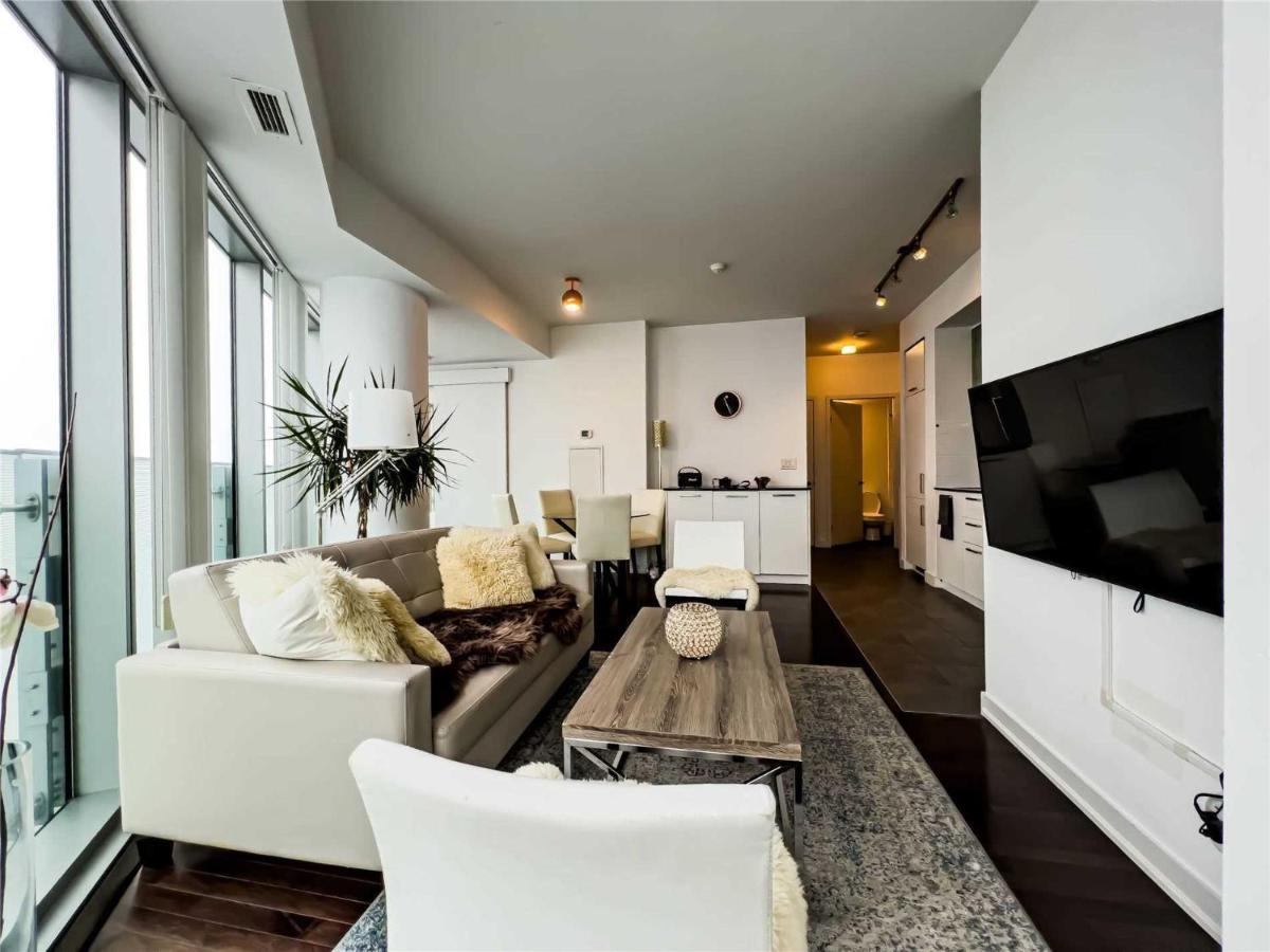 Luxury Condo In The Heart Of Toronto - Next To Scotiabank Arena Εξωτερικό φωτογραφία